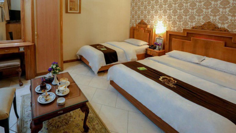 اتاق سه تخته هتل زهره اصفهان